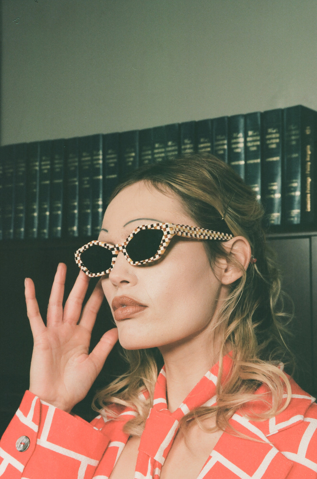 Checker Angular Cat eye Sunglasses - The Crowd Went Wild