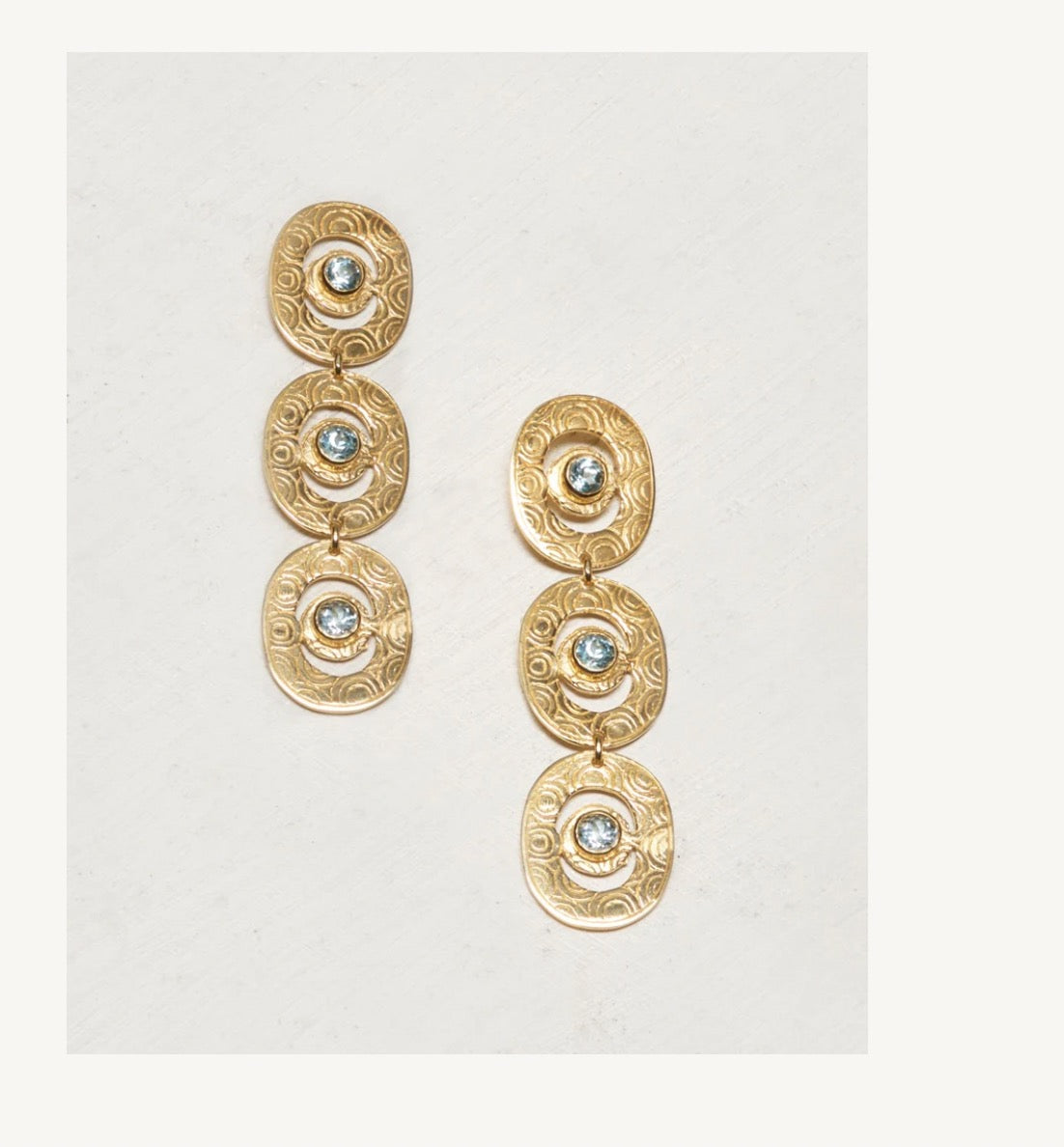 Artemis Chandeliers - White Zircon / Gold - The Crowd Went Wild