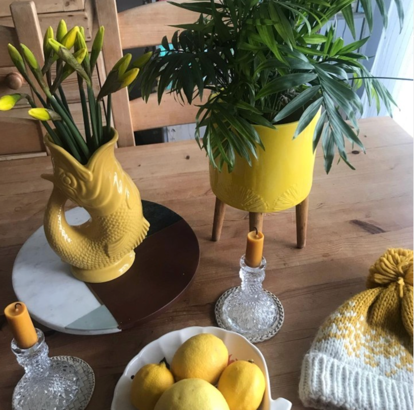 Gluggle Jug - Yellow - The Crowd Went Wild