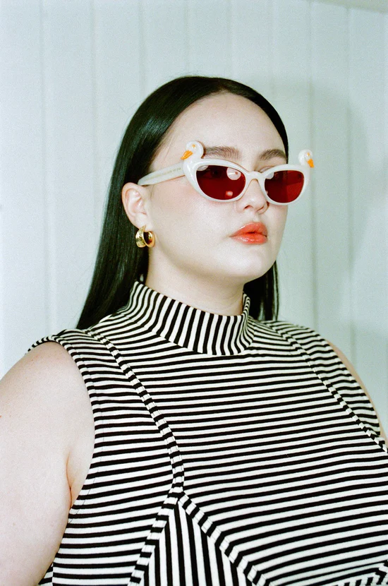 Swan Sunglasses - The Crowd Went Wild