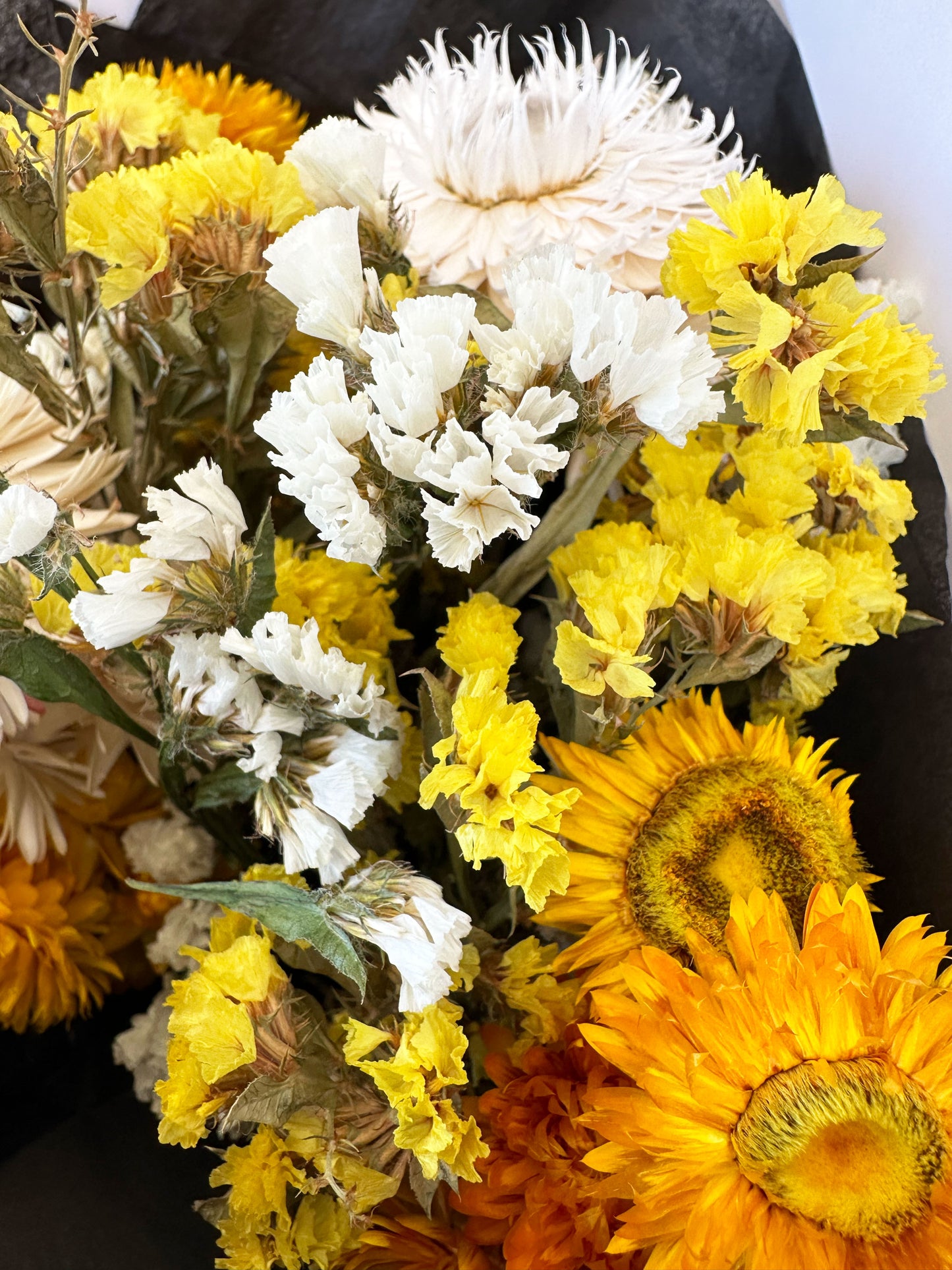 Dried Flower Bunch - Yellow + White Mix - The Crowd Went Wild