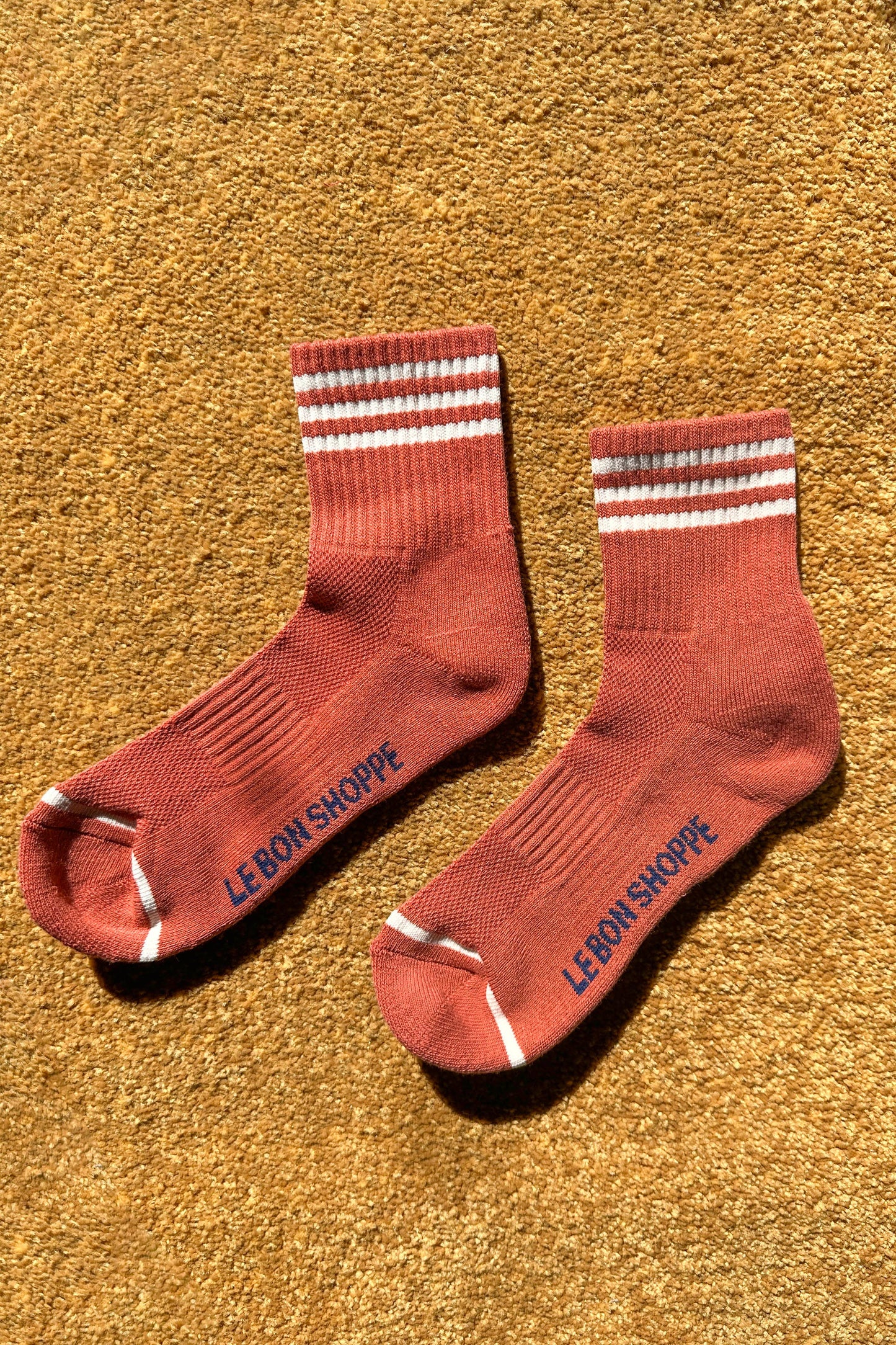 Girlfriend Socks: Scarlet