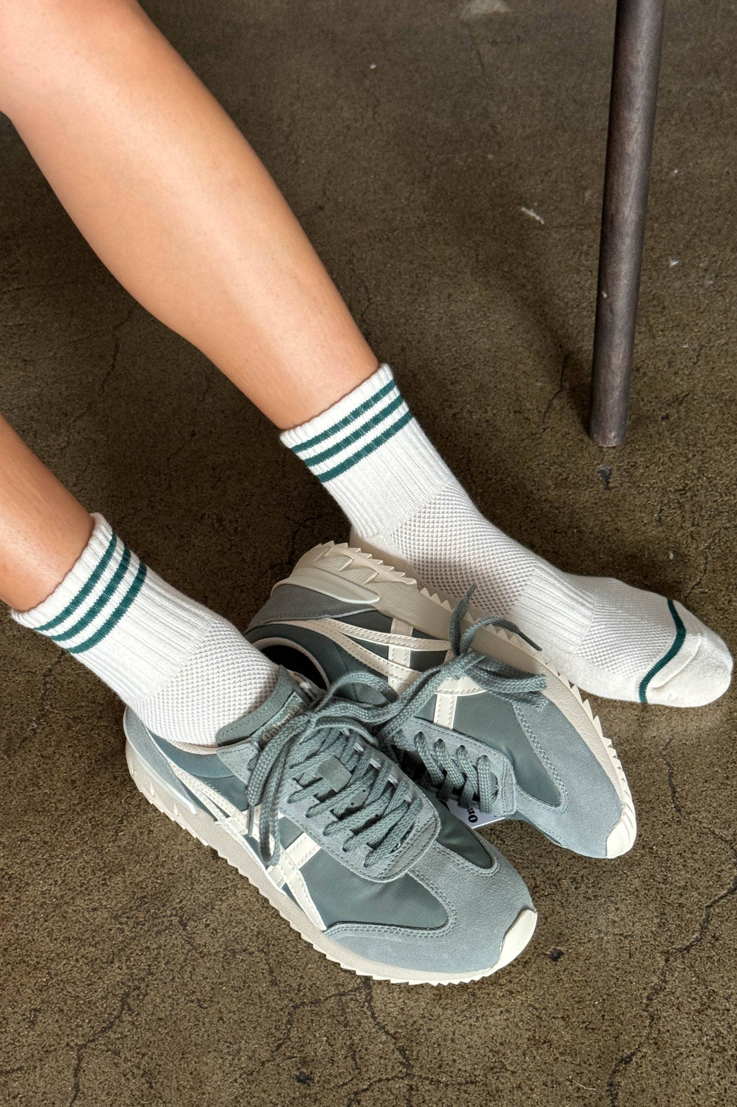 Girlfriend Socks: Scarlet