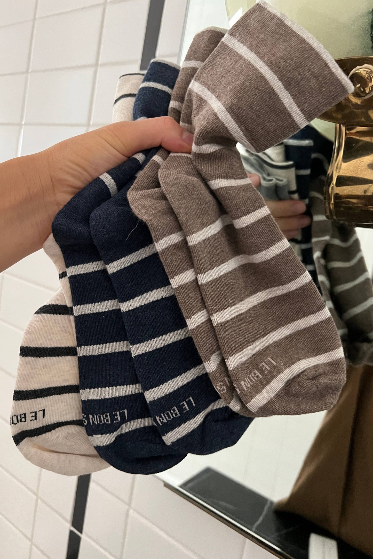 Wally Socks: Candy Cane - The Crowd Went Wild