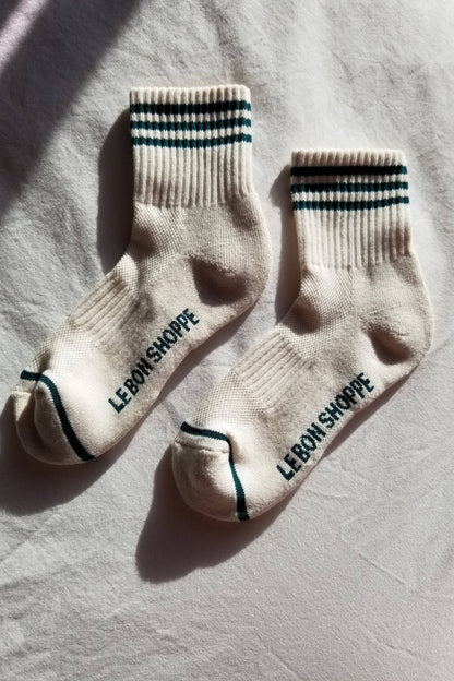 Girlfriend Socks: Scarlet