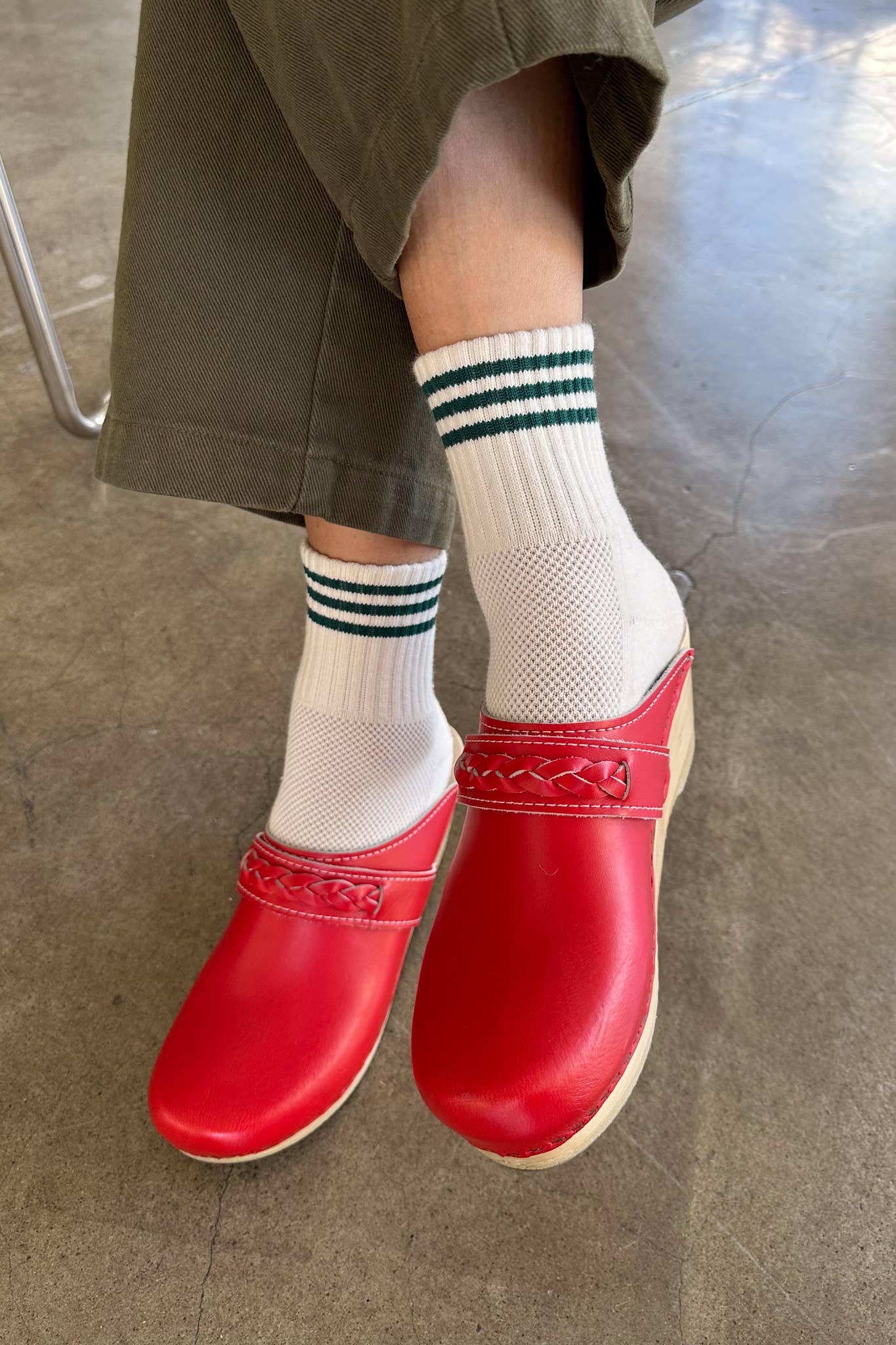 Girlfriend Socks: Scarlet