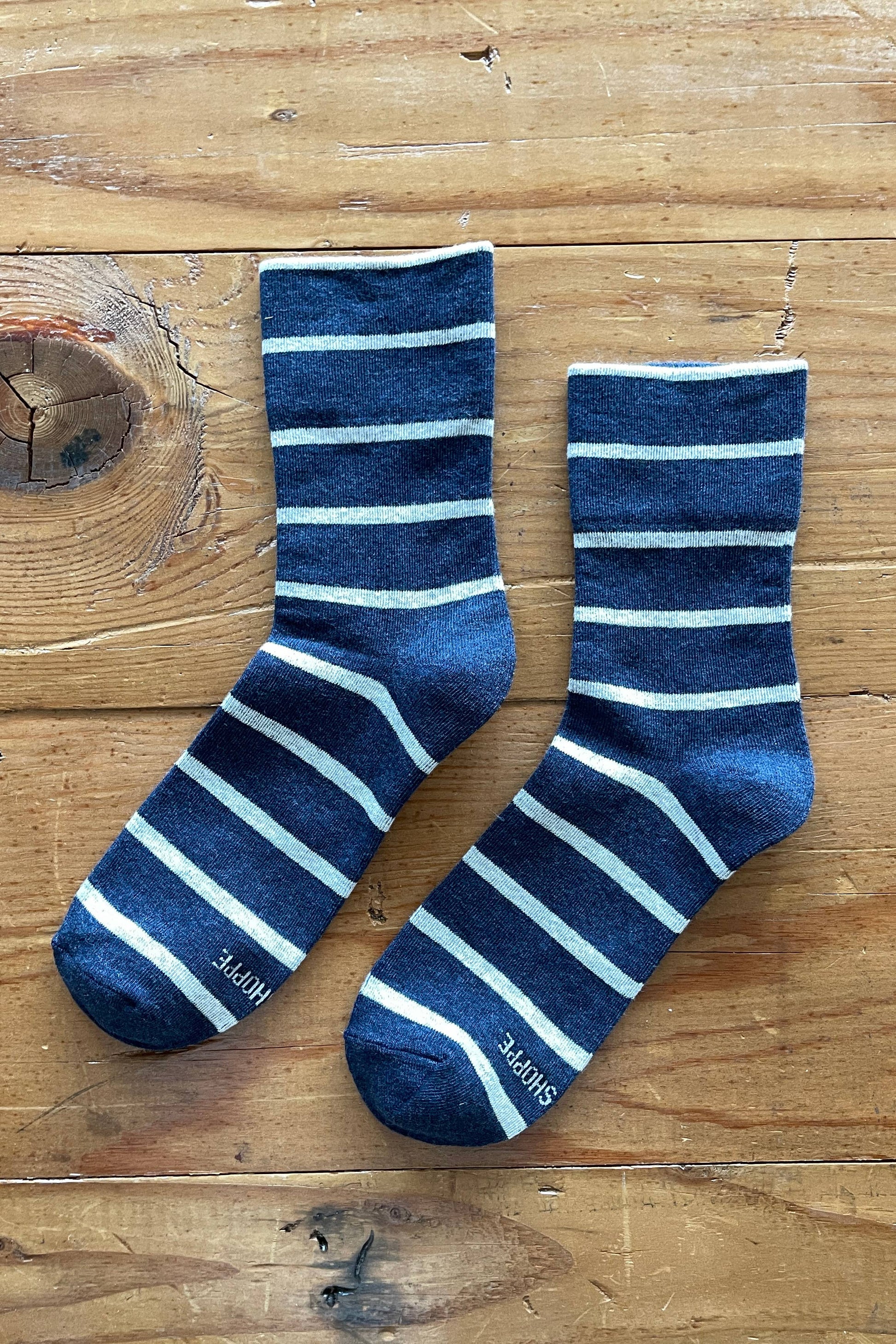 Wally Socks: Candy Cane - The Crowd Went Wild