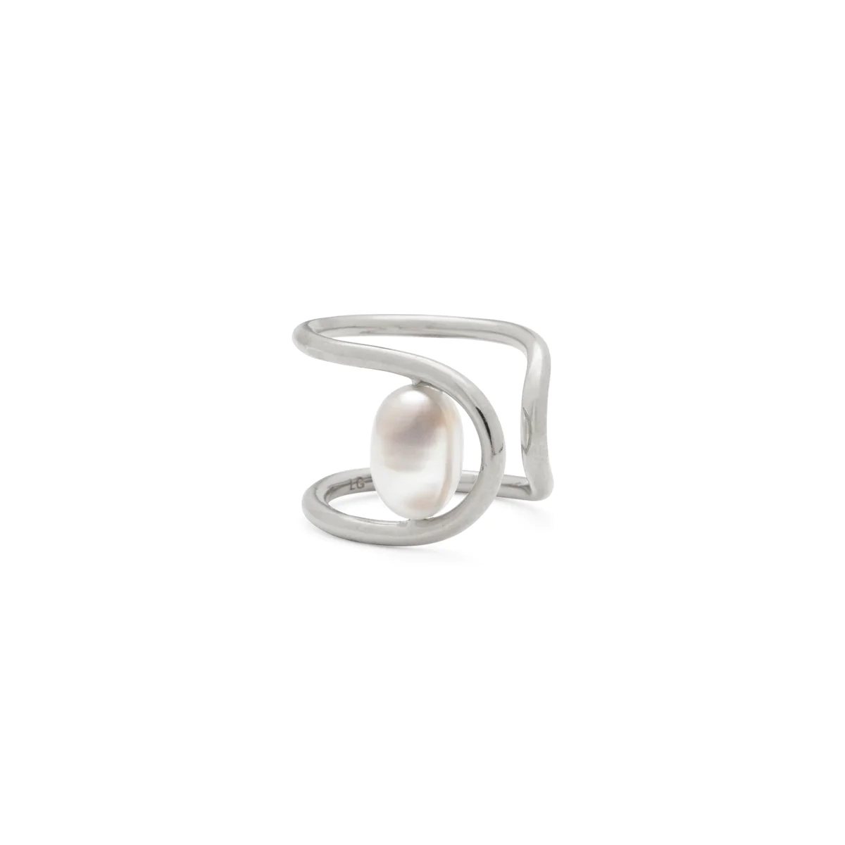 Pearl Swerve Ring - Silver - The Crowd Went Wild